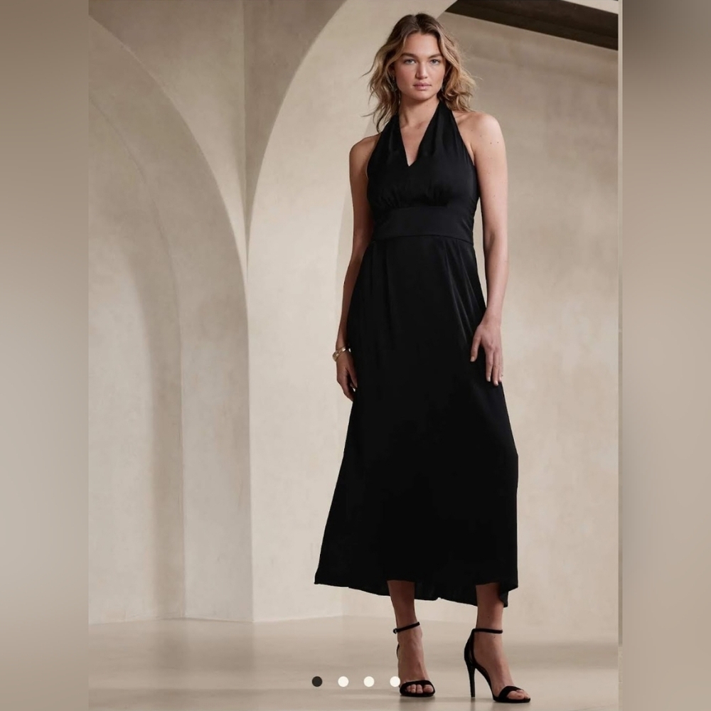 NWT Halter Maxi Dress Size 2P Black Color by Banana Republic Factory